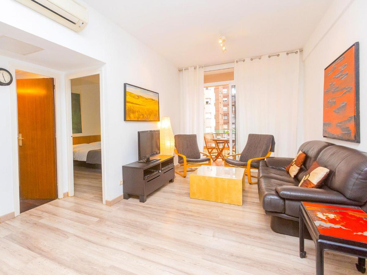 Apartment Eixample Dret Independencia Valenci By Interhome Барселона Экстерьер фото